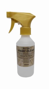 Suchy szampon dla koni psów Magic Clean 250 ml GOLD LABEL